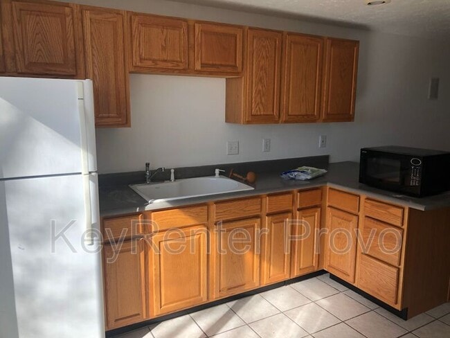 Building Photo - 852 S Slate Canyon Dr