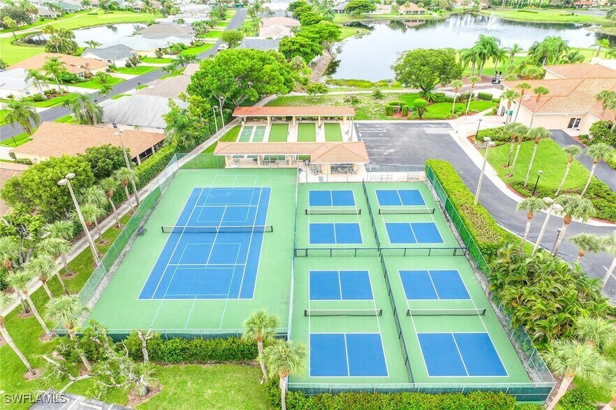 Building Photo - 26700 Rosewood Pointe Dr