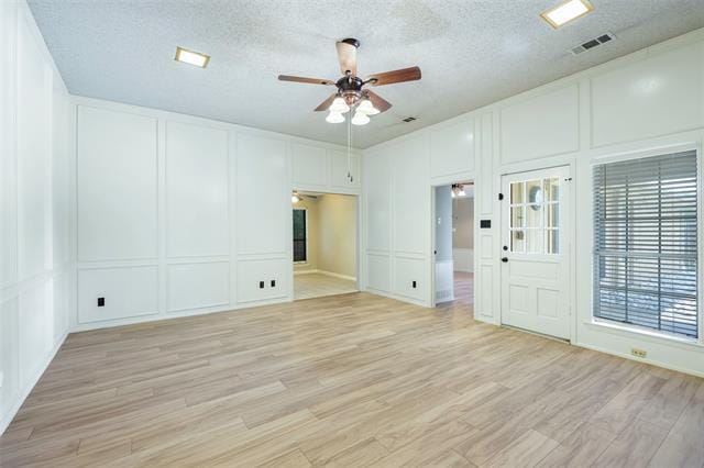 Building Photo - 900 E Berkeley Dr