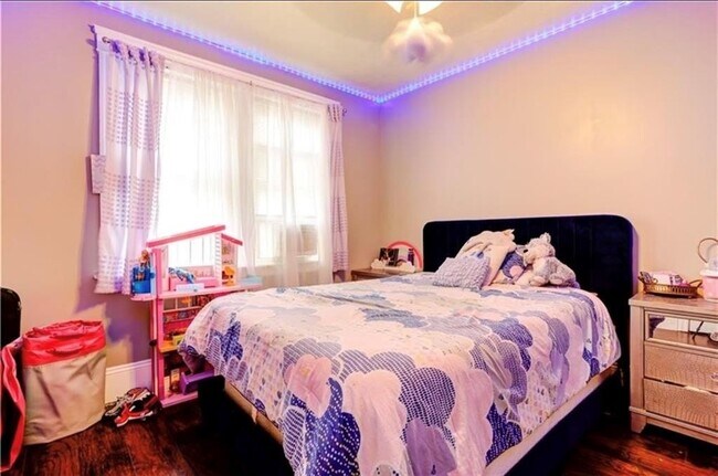 Building Photo - 104 Leah St