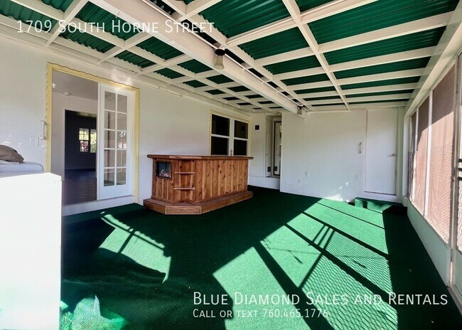 Building Photo - 1709 S Horne St