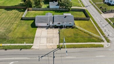 Building Photo - Nice One Story Home by Bayfront Connector ...