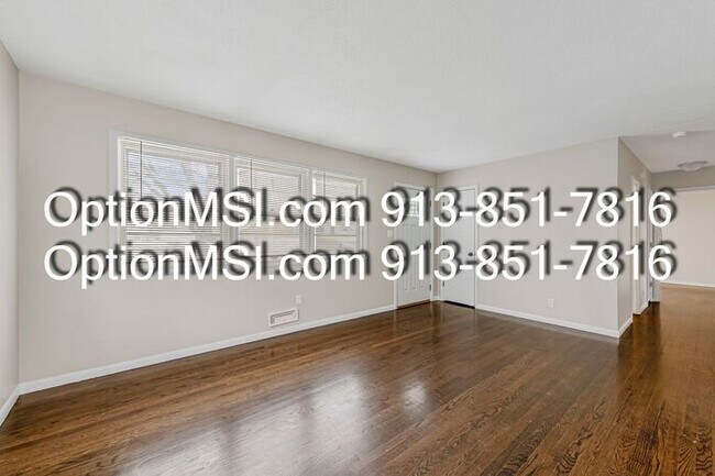 Building Photo - Charming Updated Home in a Convenient KC Location!