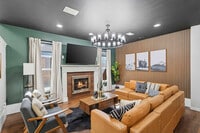 Building Photo - 5717 Christy Ln