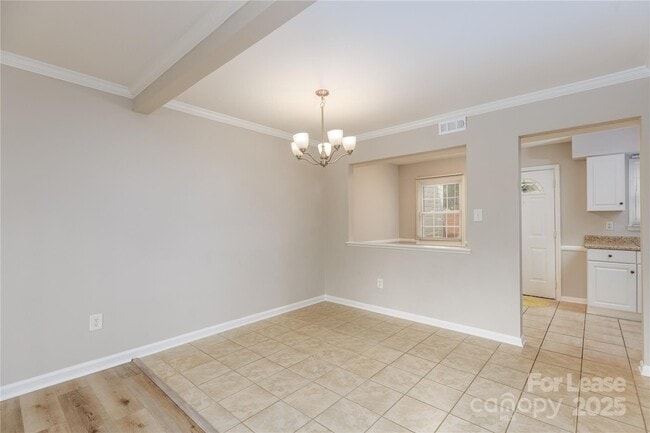 Building Photo - 11018 Hunter Trail Ln