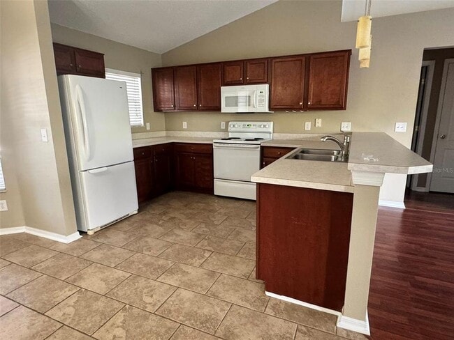 Building Photo - 918 Cork Oak Ln