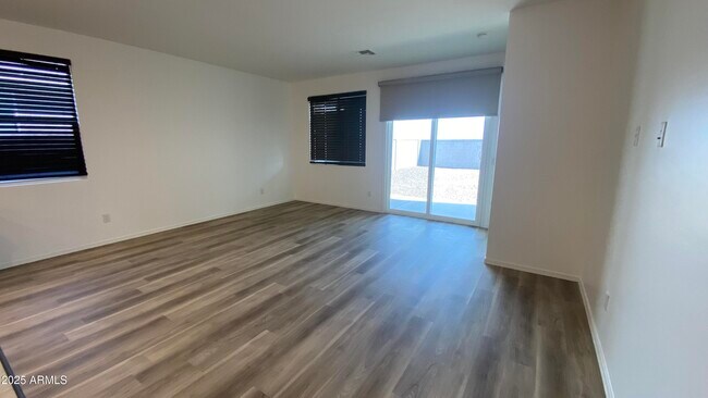 Building Photo - 13171 W Buckskin Trl