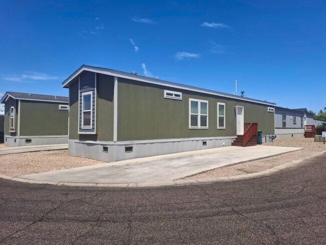 Building Photo - 4100 N Romero Rd