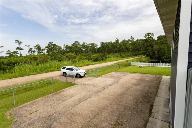 Building Photo - 26321 Mildred Dr