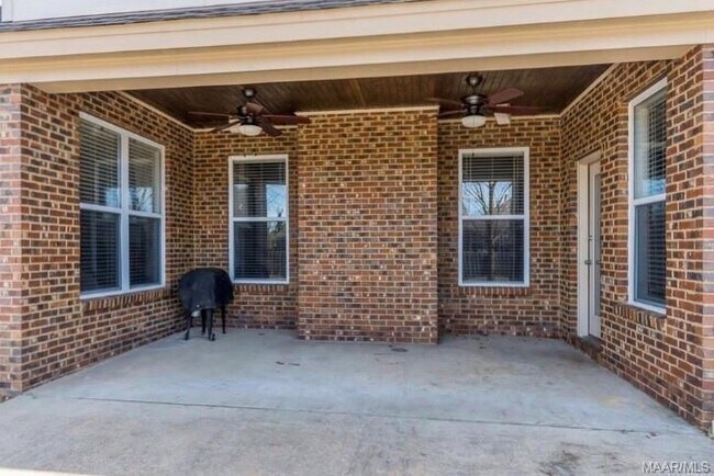 Building Photo - 9217 Springwood Ct