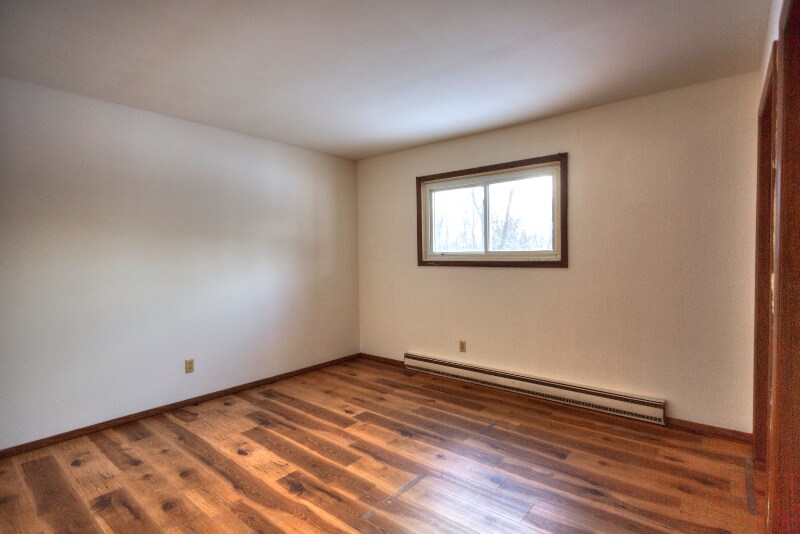 Building Photo - 421 S Suffolk St