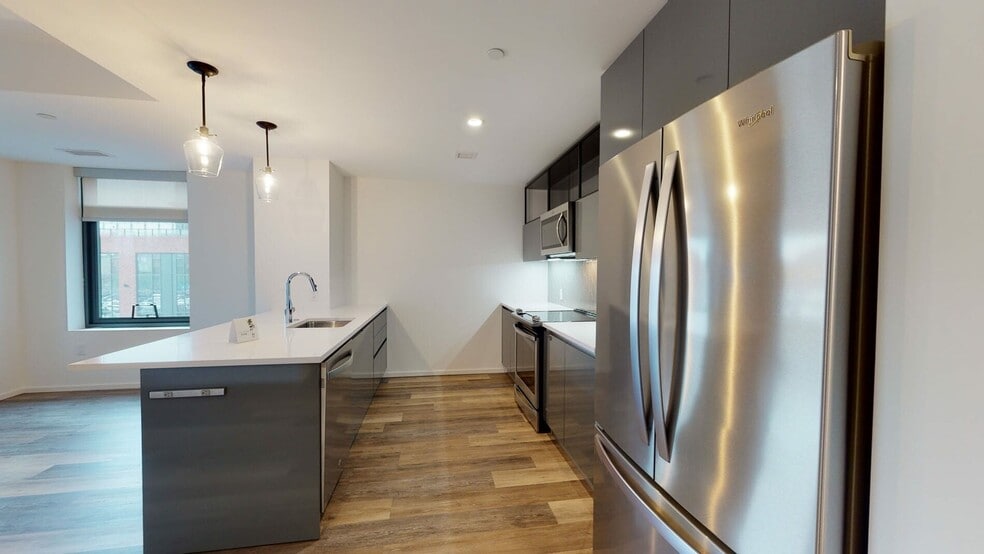 Building Photo - 345 Harrison Ave