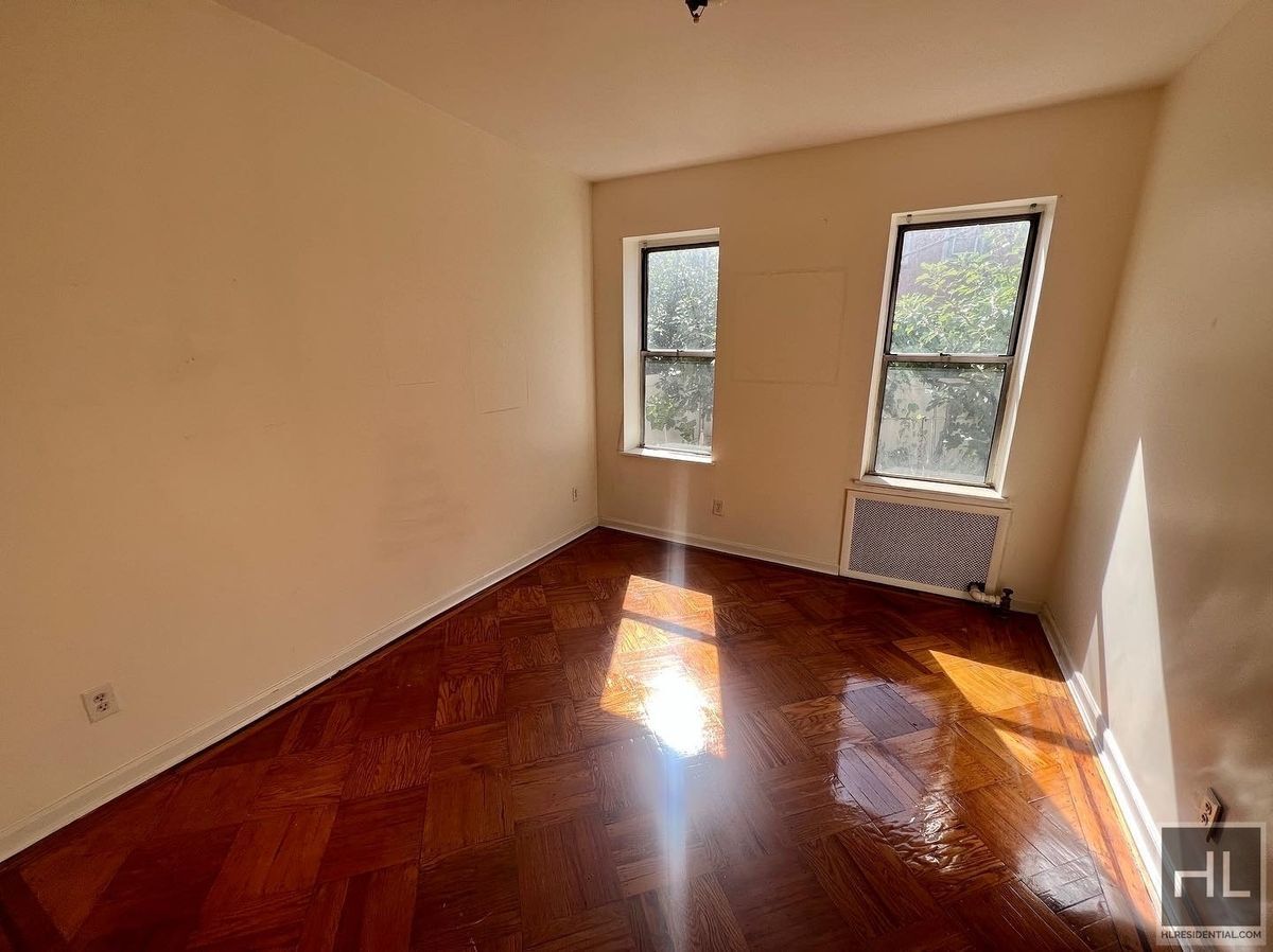 Building Photo - 62 STREET