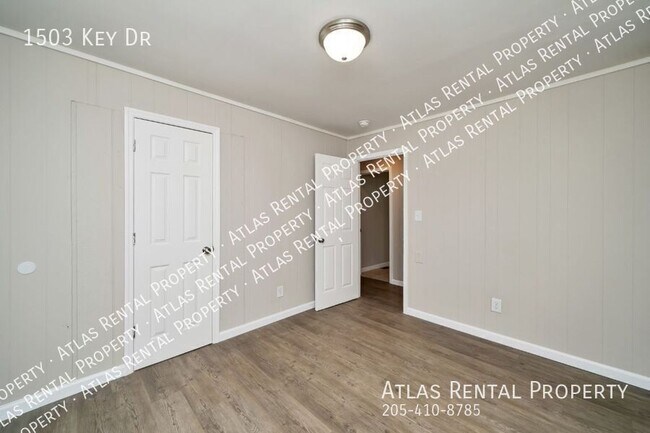 Building Photo - 1503 Key Dr