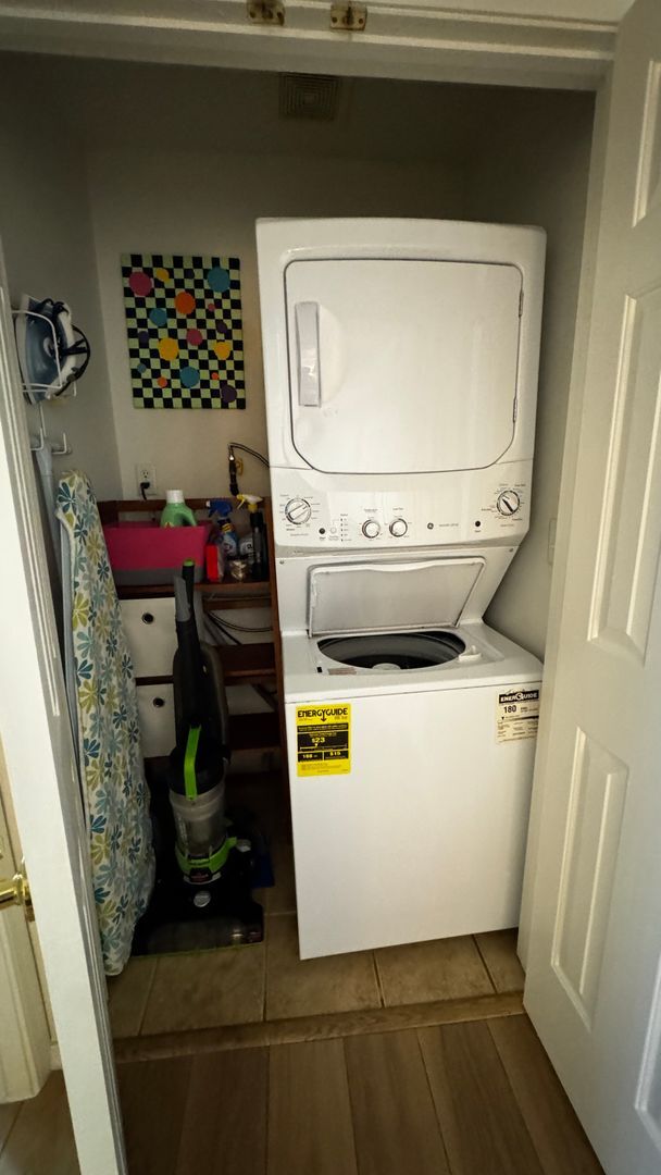 Building Photo - Westside - (Anklam and Silverbell) 2 bedro...