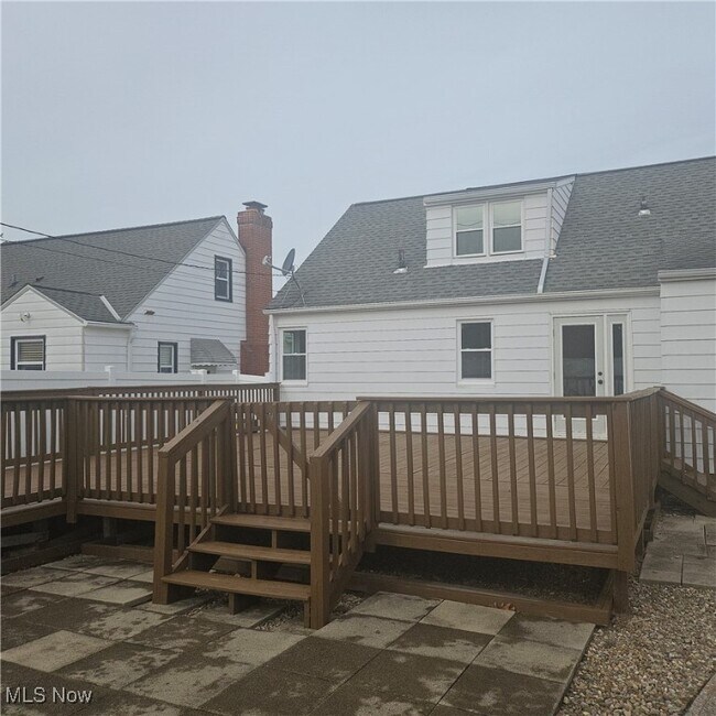 Building Photo - 16347 Craigmere Dr