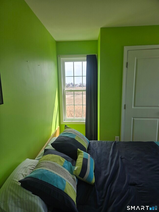 Building Photo - 57 Beachside Ave