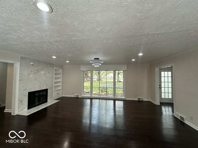 Building Photo - 8500 N Meridian St