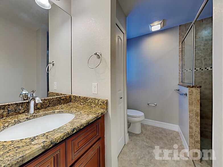Building Photo - 7438 Watson Ln