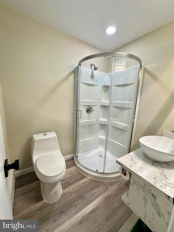 Building Photo - 29 Downing Cir