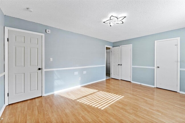 Building Photo - 7616 La Mesita Ct