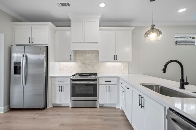 Building Photo - 308 Kanis Ridge Dr