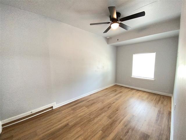 Building Photo - 1011 N Lucas Dr