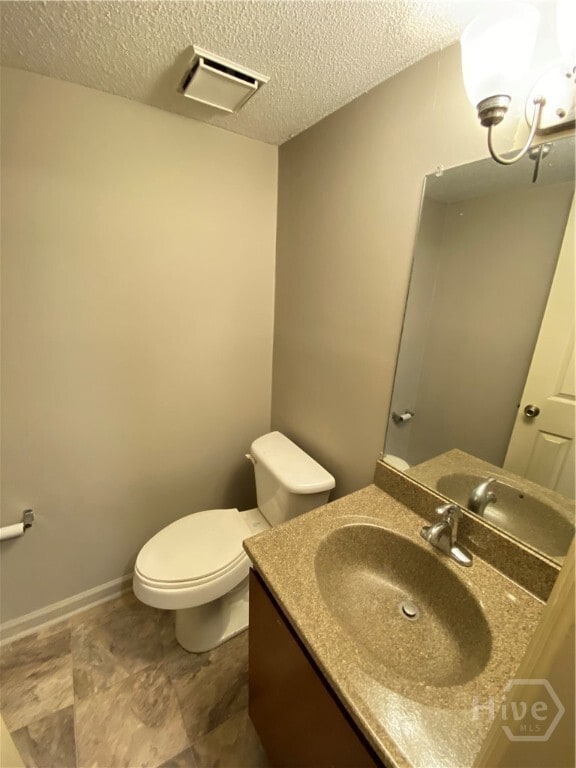 Building Photo - 163 Holland Park Cir