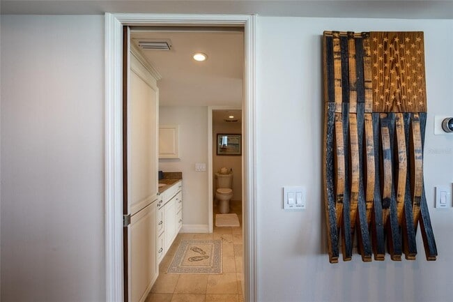 Building Photo - 5400 Ocean Blvd