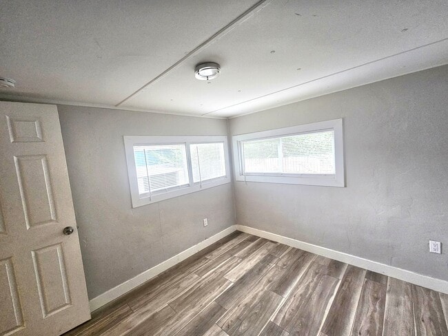 Building Photo - 79 Driftwood St