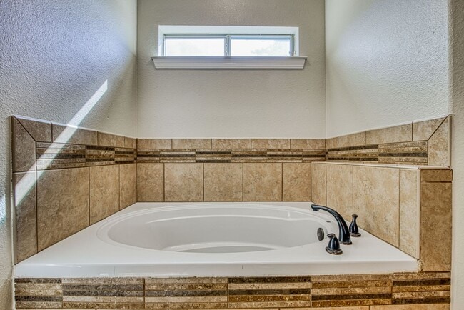 Building Photo - Beautiful Corner lot House