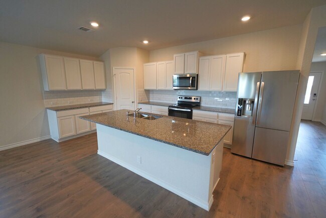 Building Photo - Like New Home in Red River Ranch (Cibolo)! -  Realtor Commission: $500