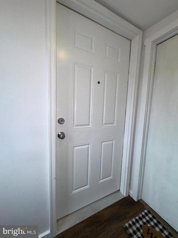 Building Photo - 6 N Main St