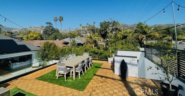 Building Photo - 1524 N Sierra Bonita Ave