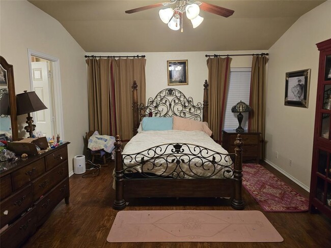 Building Photo - 1813 Slate Creek Dr