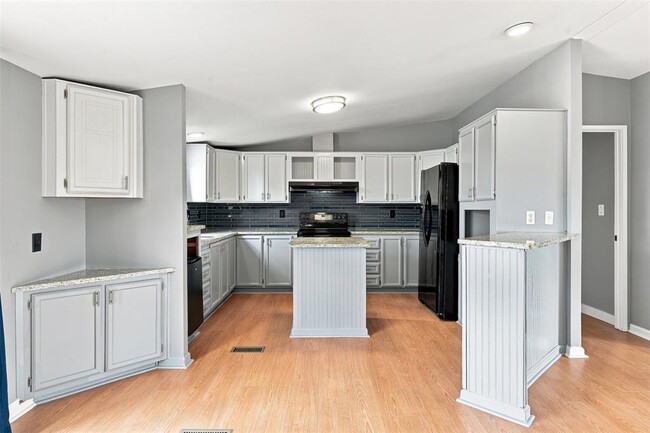 Building Photo - 1151 Heidenreich Ln