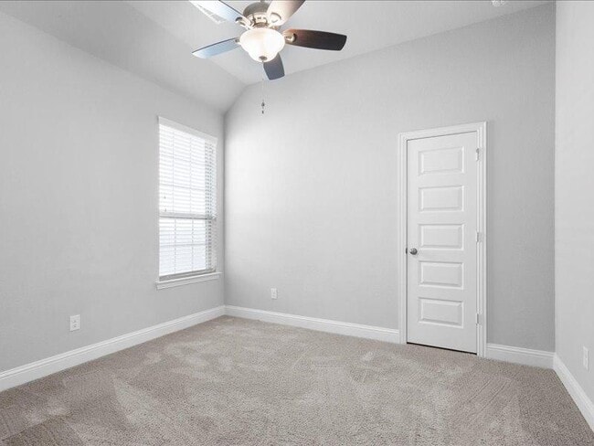 Building Photo - 1105 Dame Carol Wy