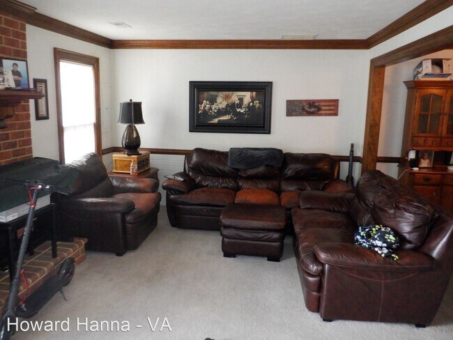 Building Photo - 2 br, 2.5 bath House - 1727 Volvo Parkway