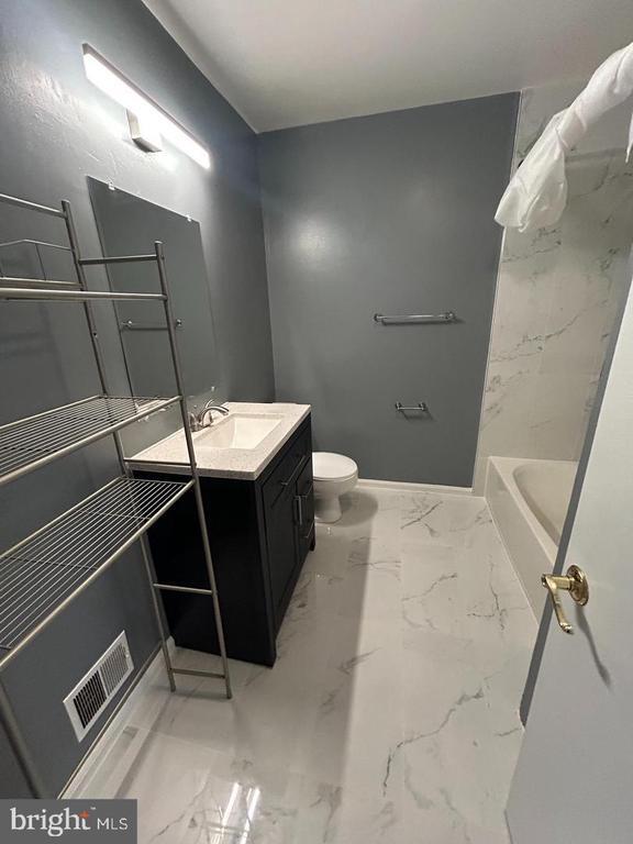 Building Photo - 14431 St Germain Dr