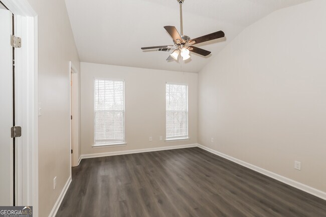 Building Photo - 7434 Chad's Cir