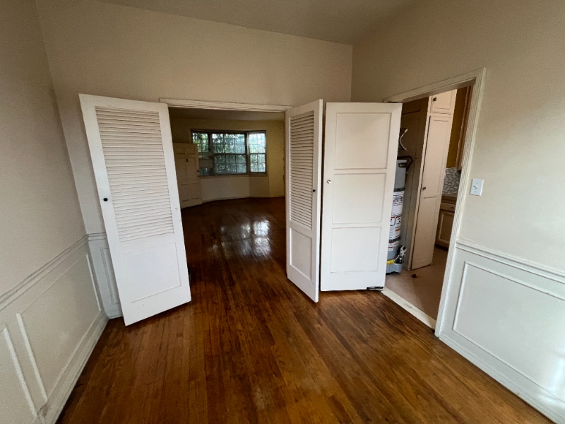 Building Photo - 139 Sweetzer Ave