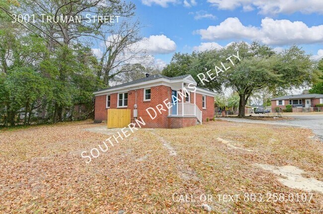 Building Photo - 3001 Truman St