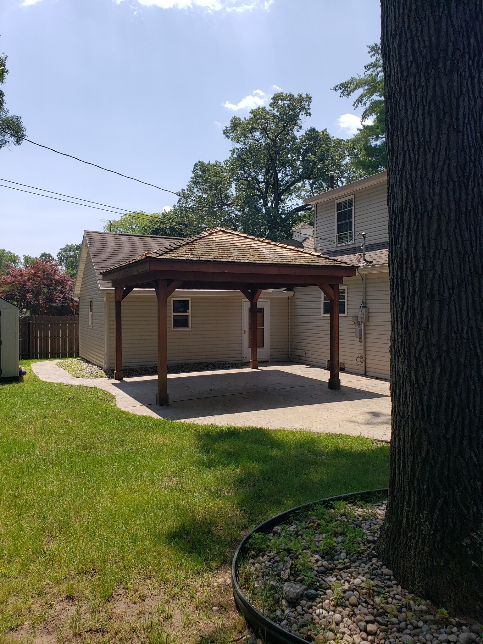 Building Photo - 3352 Van Fleet Pkwy