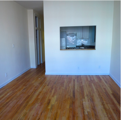 Building Photo - 409 E 74th St