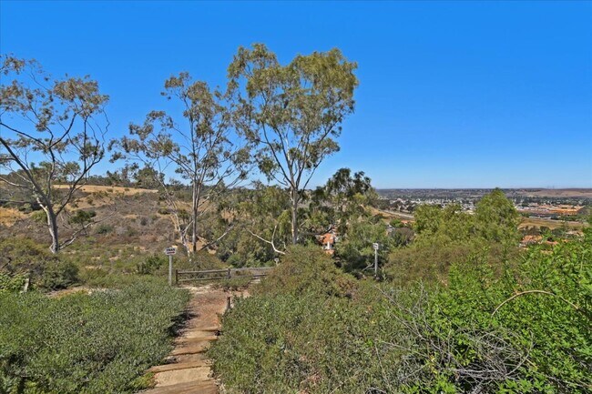 Building Photo - 4212 Vista Panorama Way