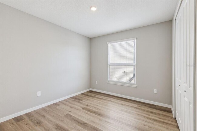 Building Photo - 2316 E Concord St