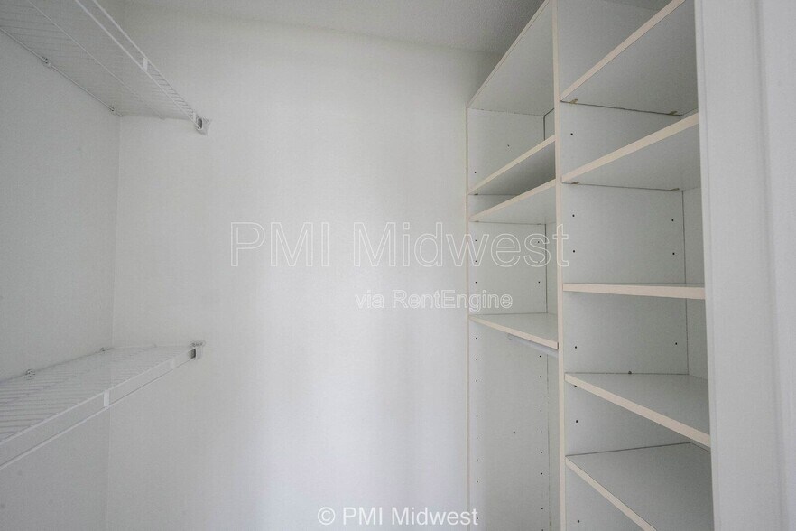 Building Photo - 3822 LimeLight Ln