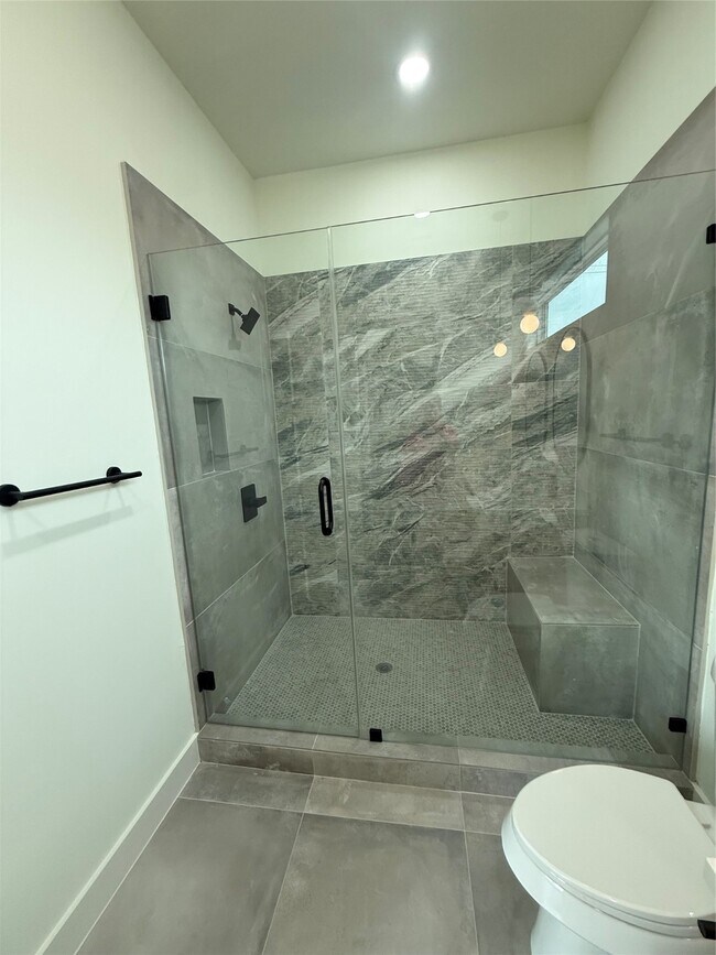 Building Photo - 1815 McKee St