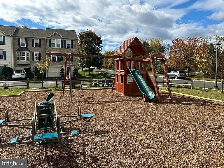 Building Photo - 302 Joshua Ct