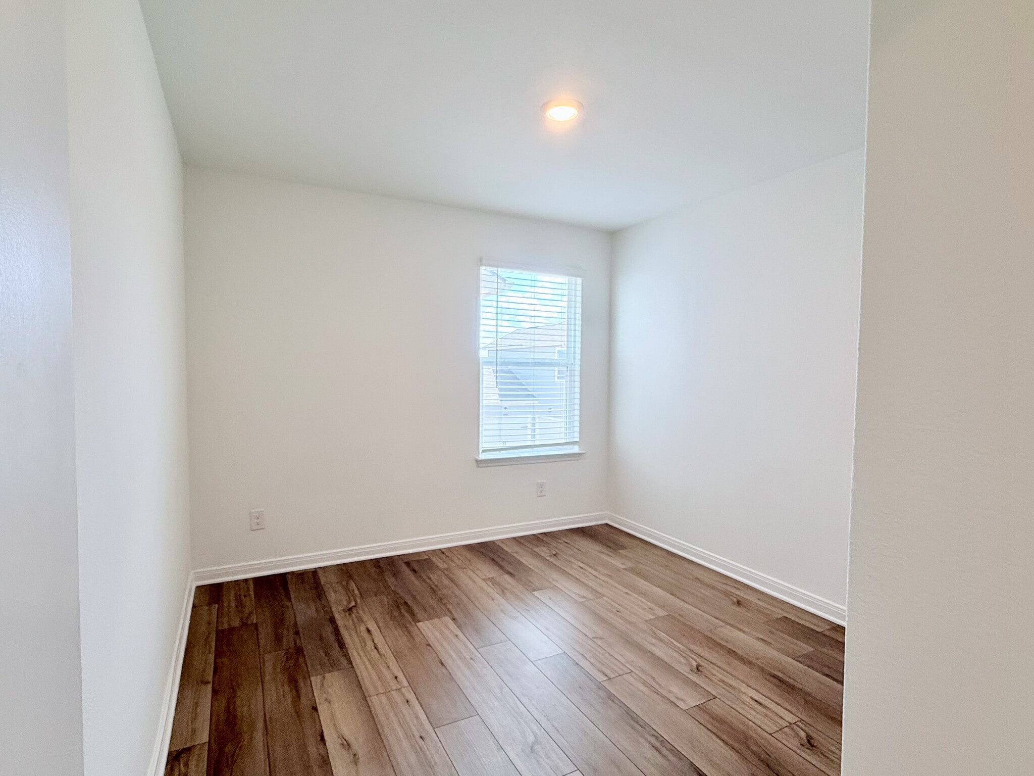 Building Photo - 10838 Emerick St